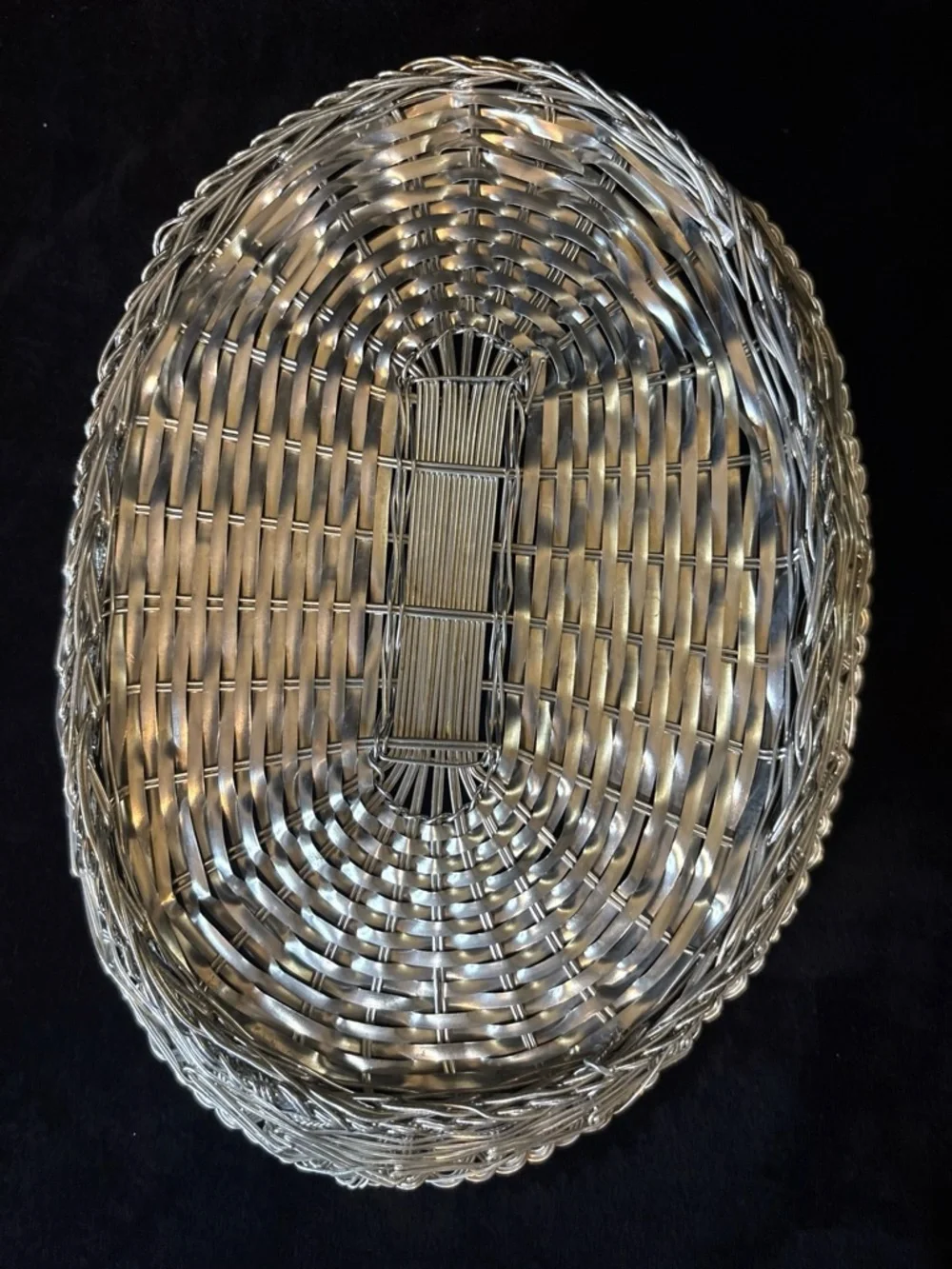 VTG Woven Wire Metal Baskets Set 2 OS Silver Cottagecore Rustic Farmhouse